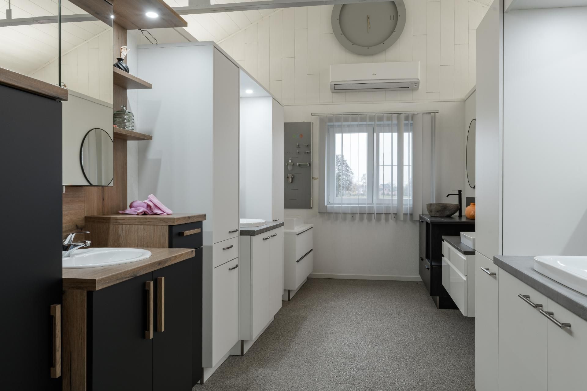 Diverse Stijlen Materialen Badkamer Showroom Verduyckt